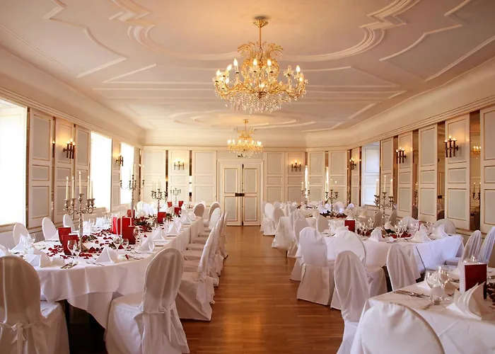Neufahrn Hotel