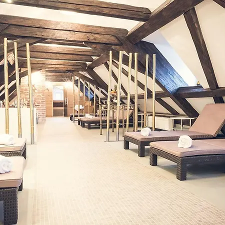 Otel Neufahrn 3*